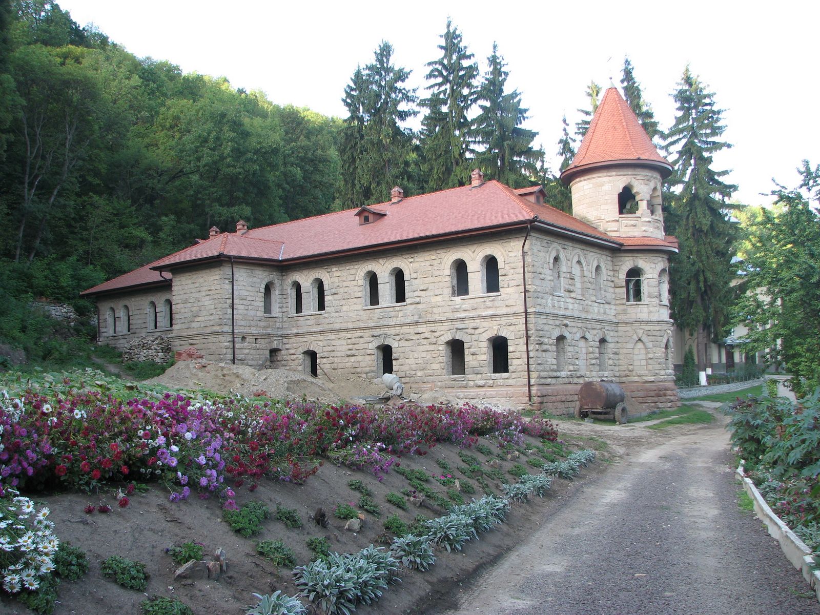 Монастырь Руди